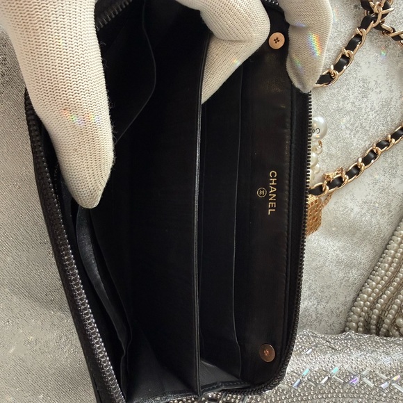 Chic Black Leather Chain Bag - Picture 9 of 11